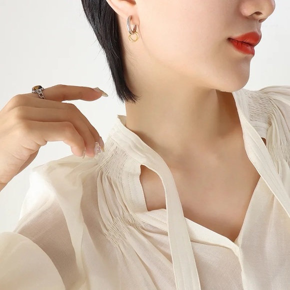 18k Gold Plated Two-Tone Hoop Earrings - Picture 2 of 3